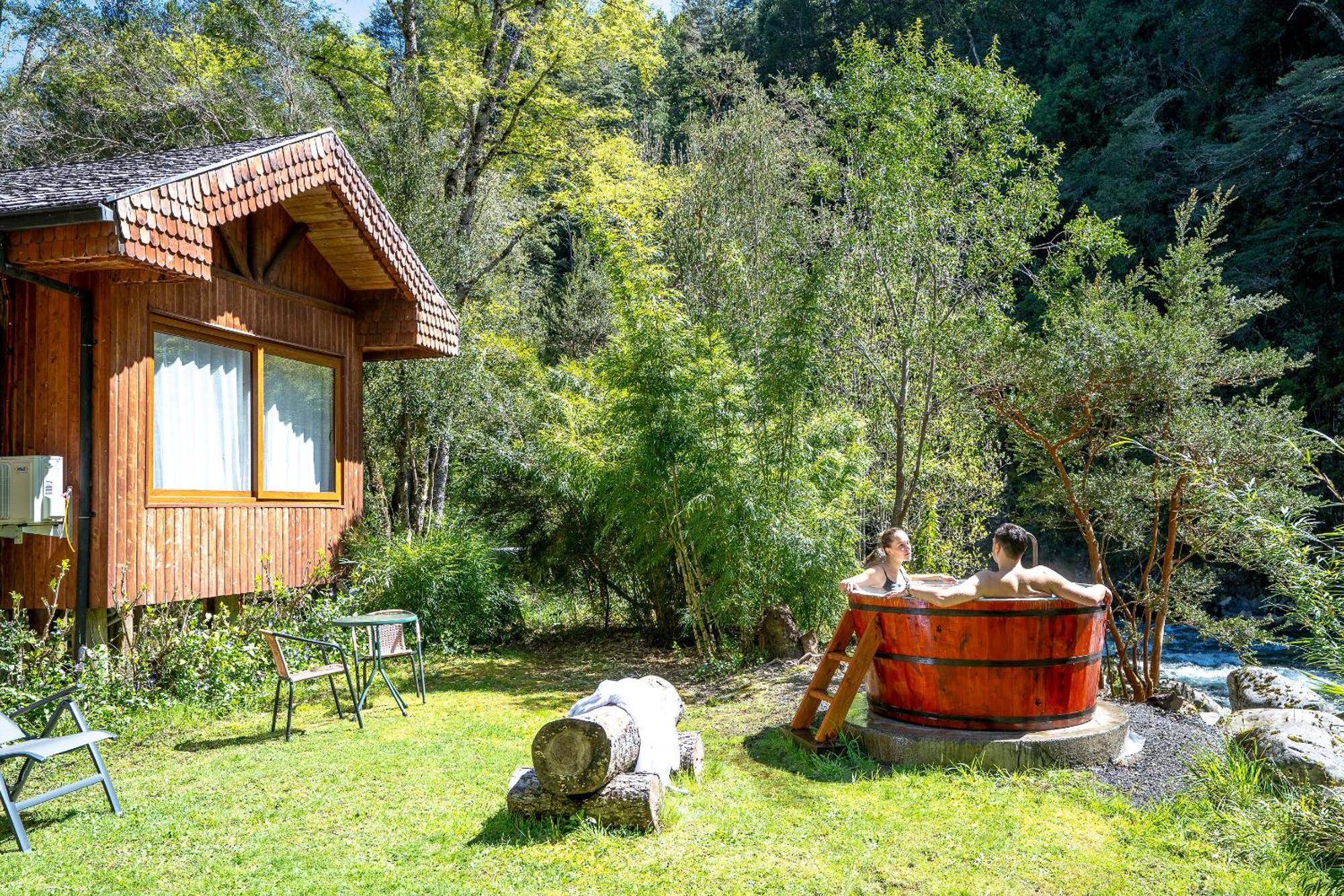 Hotel Y Termas Huife Termas de Huife Eksteriør bilde